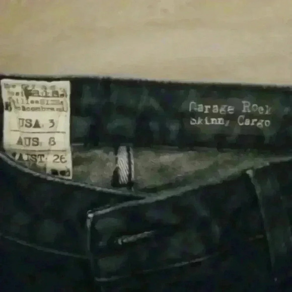 Volcom Jeans  - Picture 4 of 9